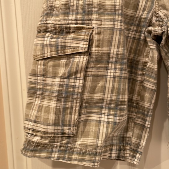 Mens 32” Cargo Shorts - Picture 2 of 9